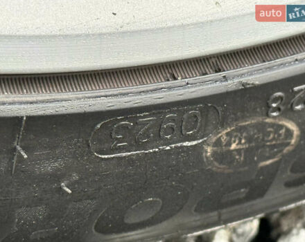 Красный Рено Зое, объемом двигателя 0 л и пробегом 120 тыс. км за 9499 $, фото 14 на Automoto.ua