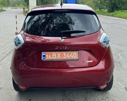 Красный Рено Зое, объемом двигателя 0 л и пробегом 88 тыс. км за 9000 $, фото 3 на Automoto.ua