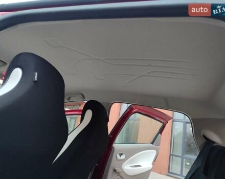 Червоний Рено Зое, об'ємом двигуна 0 л та пробігом 120 тис. км за 8900 $, фото 61 на Automoto.ua