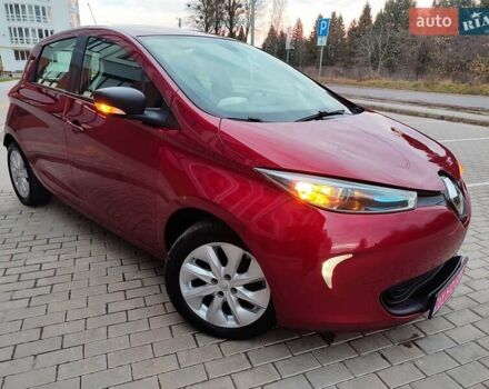 Червоний Рено Зое, об'ємом двигуна 0 л та пробігом 120 тис. км за 8888 $, фото 55 на Automoto.ua