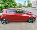 Красный Рено Зое, объемом двигателя 0 л и пробегом 150 тыс. км за 9000 $, фото 5 на Automoto.ua
