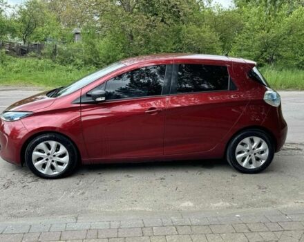 Красный Рено Зое, объемом двигателя 0 л и пробегом 88 тыс. км за 9000 $, фото 4 на Automoto.ua