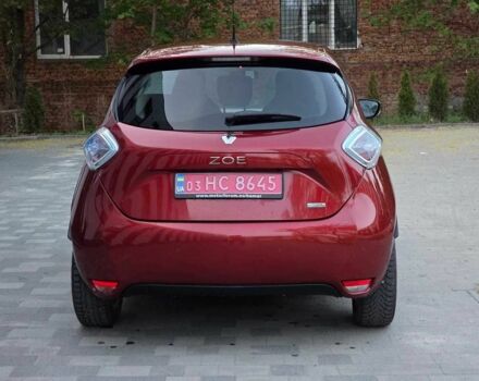 Червоний Рено Зое, об'ємом двигуна 0 л та пробігом 142 тис. км за 8750 $, фото 4 на Automoto.ua