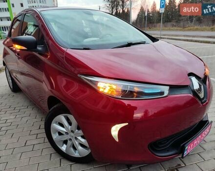 Красный Рено Зое, объемом двигателя 0 л и пробегом 120 тыс. км за 8700 $, фото 22 на Automoto.ua