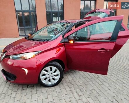 Червоний Рено Зое, об'ємом двигуна 0 л та пробігом 120 тис. км за 8900 $, фото 27 на Automoto.ua
