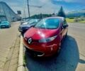 Красный Рено Зое, объемом двигателя 0 л и пробегом 77 тыс. км за 13000 $, фото 1 на Automoto.ua