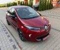 Красный Рено Зое, объемом двигателя 0 л и пробегом 152 тыс. км за 10500 $, фото 1 на Automoto.ua