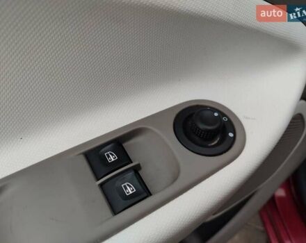 Червоний Рено Зое, об'ємом двигуна 0 л та пробігом 120 тис. км за 8900 $, фото 63 на Automoto.ua