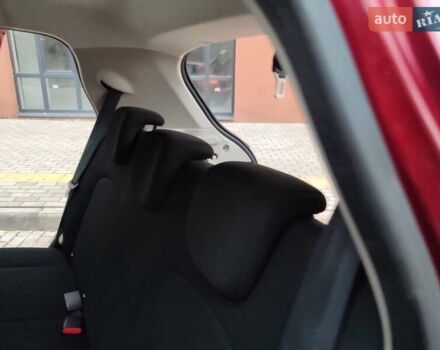 Червоний Рено Зое, об'ємом двигуна 0 л та пробігом 120 тис. км за 8900 $, фото 59 на Automoto.ua