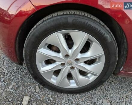 Червоний Рено Зое, об'ємом двигуна 0 л та пробігом 178 тис. км за 8850 $, фото 20 на Automoto.ua