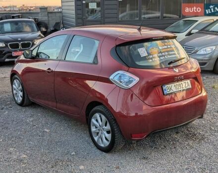 Красный Рено Зое, объемом двигателя 0 л и пробегом 178 тыс. км за 8850 $, фото 16 на Automoto.ua