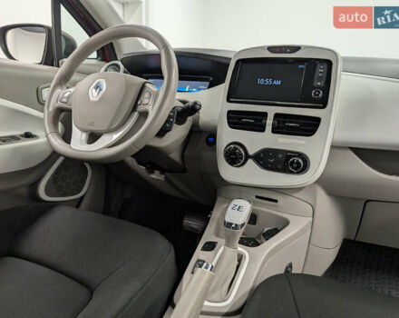 Червоний Рено Зое, об'ємом двигуна 0 л та пробігом 80 тис. км за 6700 $, фото 27 на Automoto.ua