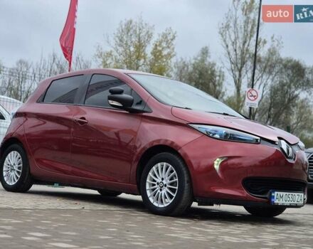 Рено Зое 2018 в Бердичеве на Automoto.ua Красный Рено Зое, объемом двигателя 0 л и пробегом 121 тыс. км за 9455 $, фото 5 на Automoto.ua
