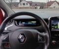 Красный Рено Зое, объемом двигателя 0 л и пробегом 120 тыс. км за 9750 $, фото 25 на Automoto.ua