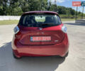 Красный Рено Зое, объемом двигателя 0 л и пробегом 102 тыс. км за 8900 $, фото 9 на Automoto.ua