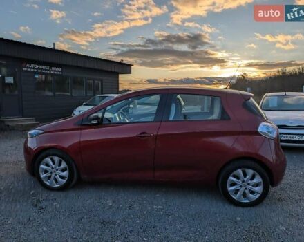 Красный Рено Зое, объемом двигателя 0 л и пробегом 178 тыс. км за 8850 $, фото 19 на Automoto.ua