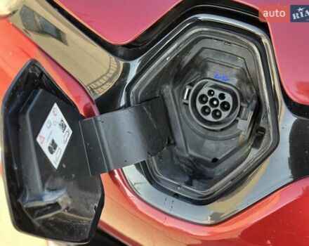 Червоний Рено Зое, об'ємом двигуна 0 л та пробігом 105 тис. км за 9199 $, фото 18 на Automoto.ua