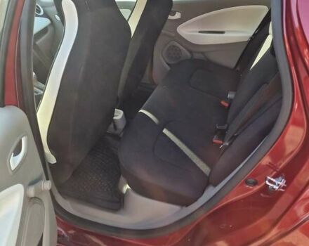 Красный Рено Зое, объемом двигателя 0 л и пробегом 178 тыс. км за 9300 $, фото 4 на Automoto.ua