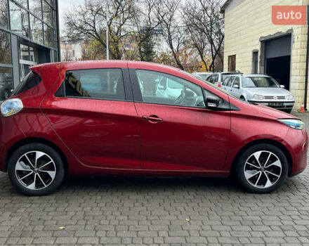 Червоний Рено Зое, об'ємом двигуна 0 л та пробігом 106 тис. км за 11500 $, фото 7 на Automoto.ua