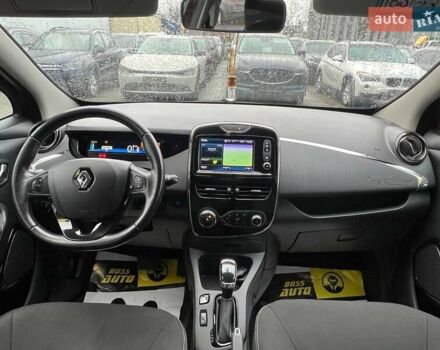 Червоний Рено Зое, об'ємом двигуна 0 л та пробігом 106 тис. км за 11500 $, фото 12 на Automoto.ua