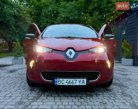 Красный Рено Зое, объемом двигателя 0 л и пробегом 79 тыс. км за 10900 $, фото 2 на Automoto.ua
