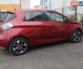 Красный Рено Зое, объемом двигателя 0 л и пробегом 77 тыс. км за 10500 $, фото 8 на Automoto.ua