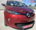 Красный Рено Зое, объемом двигателя 0 л и пробегом 102 тыс. км за 8900 $, фото 1 на Automoto.ua