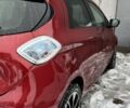 Красный Рено Зое, объемом двигателя 0 л и пробегом 152 тыс. км за 9500 $, фото 1 на Automoto.ua