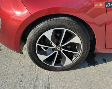 Червоний Рено Зое, об'ємом двигуна 0 л та пробігом 105 тис. км за 9199 $, фото 6 на Automoto.ua