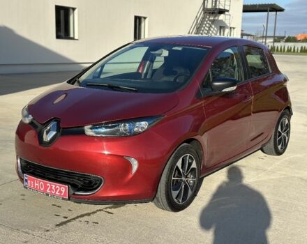 Красный Рено Зое, объемом двигателя 0 л и пробегом 105 тыс. км за 9200 $, фото 2 на Automoto.ua