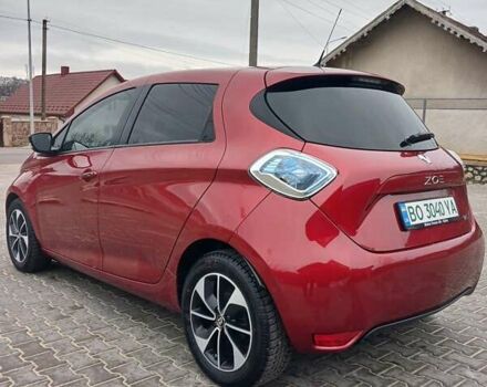 Красный Рено Зое, объемом двигателя 0 л и пробегом 120 тыс. км за 9750 $, фото 13 на Automoto.ua