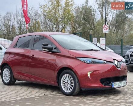 Рено Зое 2018 в Бердичеве на Automoto.ua Красный Рено Зое, объемом двигателя 0 л и пробегом 121 тыс. км за 9455 $, фото 4 на Automoto.ua