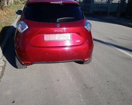 Красный Рено Зое, объемом двигателя 0 л и пробегом 105 тыс. км за 8600 $, фото 6 на Automoto.ua
