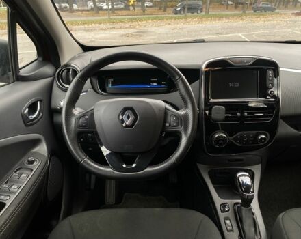 Рено Зое 2019 в Виннице на Automoto.ua Красный Рено Зое, объемом двигателя 0 л и пробегом 140 тыс. км за 8950 $, фото 5 на Automoto.ua