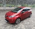 Красный Рено Зое, объемом двигателя 0 л и пробегом 121 тыс. км за 8129 $, фото 1 на Automoto.ua