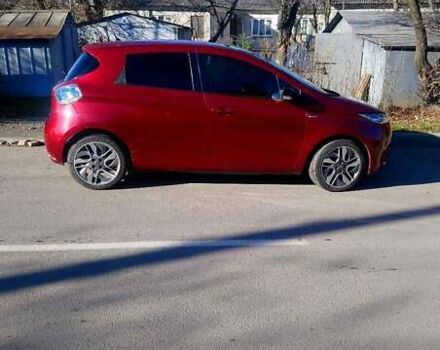 Красный Рено Зое, объемом двигателя 0 л и пробегом 105 тыс. км за 8450 $, фото 5 на Automoto.ua