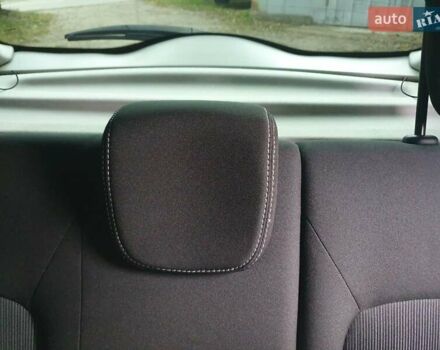 Рено Зое 2019 у Трускавце на Automoto.ua Червоний Рено Зое, об'ємом двигуна 0 л та пробігом 104 тис. км за 8448 $, фото 4 на Automoto.ua