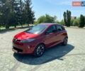 Красный Рено Зое, объемом двигателя 0 л и пробегом 72 тыс. км за 13000 $, фото 44 на Automoto.ua