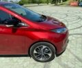 Красный Рено Зое, объемом двигателя 0 л и пробегом 72 тыс. км за 13000 $, фото 20 на Automoto.ua