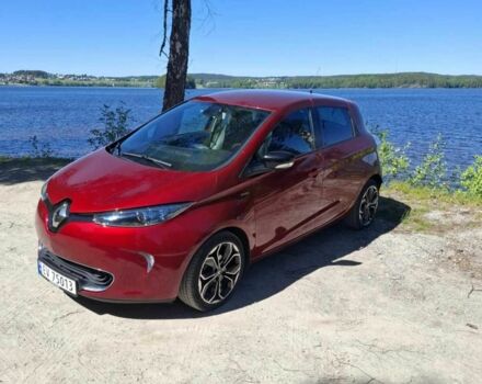 Червоний Рено Зое, об'ємом двигуна 0 л та пробігом 2 тис. км за 8300 $, фото 3 на Automoto.ua