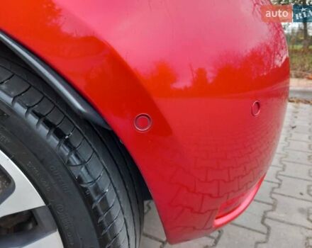 Красный Рено Зое, объемом двигателя 0 л и пробегом 115 тыс. км за 14300 $, фото 12 на Automoto.ua