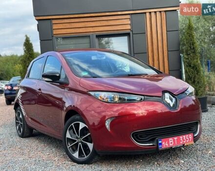 Красный Рено Зое, объемом двигателя 0 л и пробегом 50 тыс. км за 10250 $, фото 5 на Automoto.ua