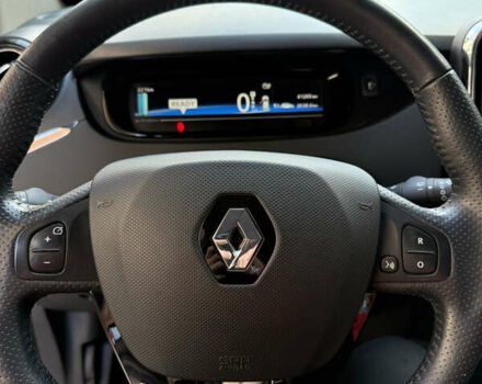 Рено Зое 2019 в Львове на Automoto.ua Красный Рено Зое, объемом двигателя 0 л и пробегом 41 тыс. км за 11550 $, фото 6 на Automoto.ua