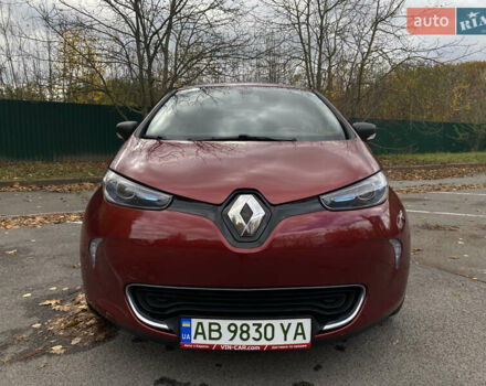 Рено Зое 2019 в Виннице на Automoto.ua Красный Рено Зое, объемом двигателя 0 л и пробегом 140 тыс. км за 8950 $, фото 4 на Automoto.ua