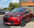 Красный Рено Зое, объемом двигателя 0 л и пробегом 50 тыс. км за 10250 $, фото 1 на Automoto.ua