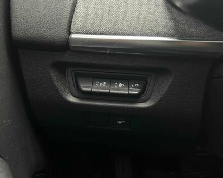 Красный Рено Зое, объемом двигателя 0 л и пробегом 62 тыс. км за 13500 $, фото 10 на Automoto.ua