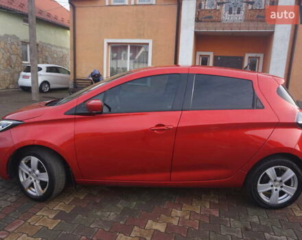 Красный Рено Зое, объемом двигателя 0 л и пробегом 137 тыс. км за 12500 $, фото 19 на Automoto.ua