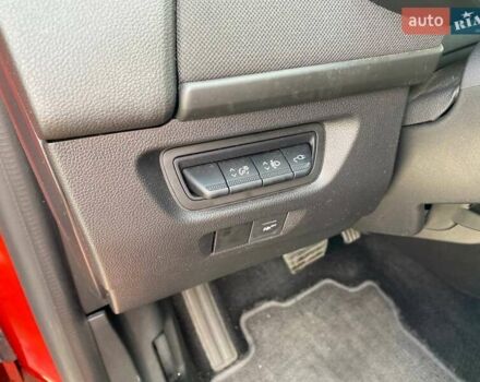 Красный Рено Зое, объемом двигателя 0 л и пробегом 28 тыс. км за 12700 $, фото 11 на Automoto.ua