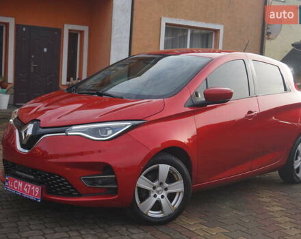 Красный Рено Зое, объемом двигателя 0 л и пробегом 137 тыс. км за 12500 $, фото 1 на Automoto.ua