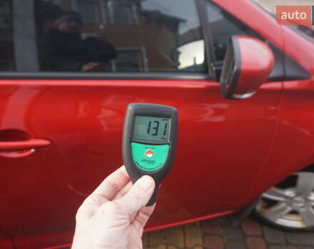 Красный Рено Зое, объемом двигателя 0 л и пробегом 137 тыс. км за 12500 $, фото 72 на Automoto.ua